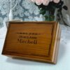 A walnut jewelry box is a perfect gift for couples. It is ideal for storing and organizing precious accessories.