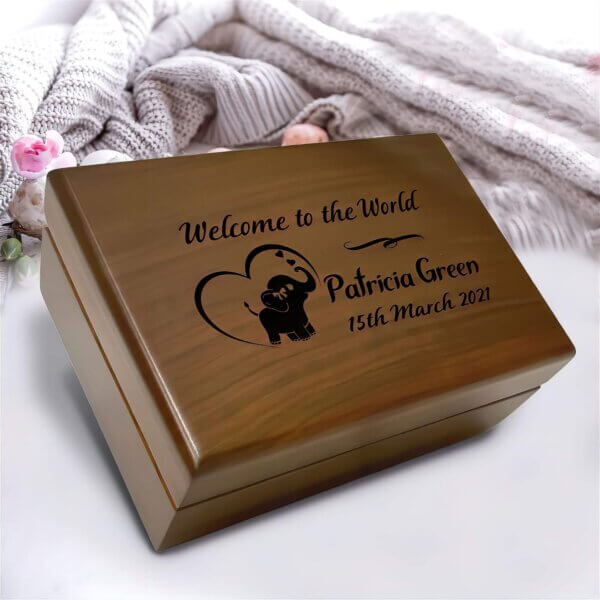 Baby Birth Wooden Keepsake Box: A wooden box to treasure memories of your baby birth.