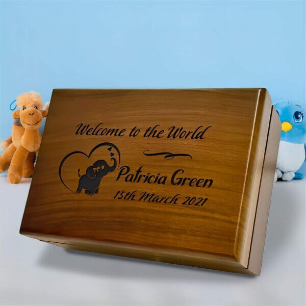 New Born Baby Gift: Personalized keepsake box.