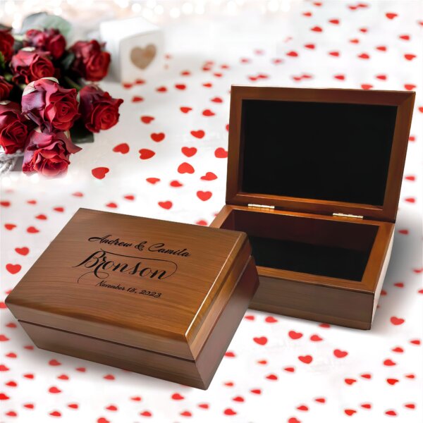 Elegant Wooden Wedding Card Box: Gift for the Bride and Groom - Aspera Design